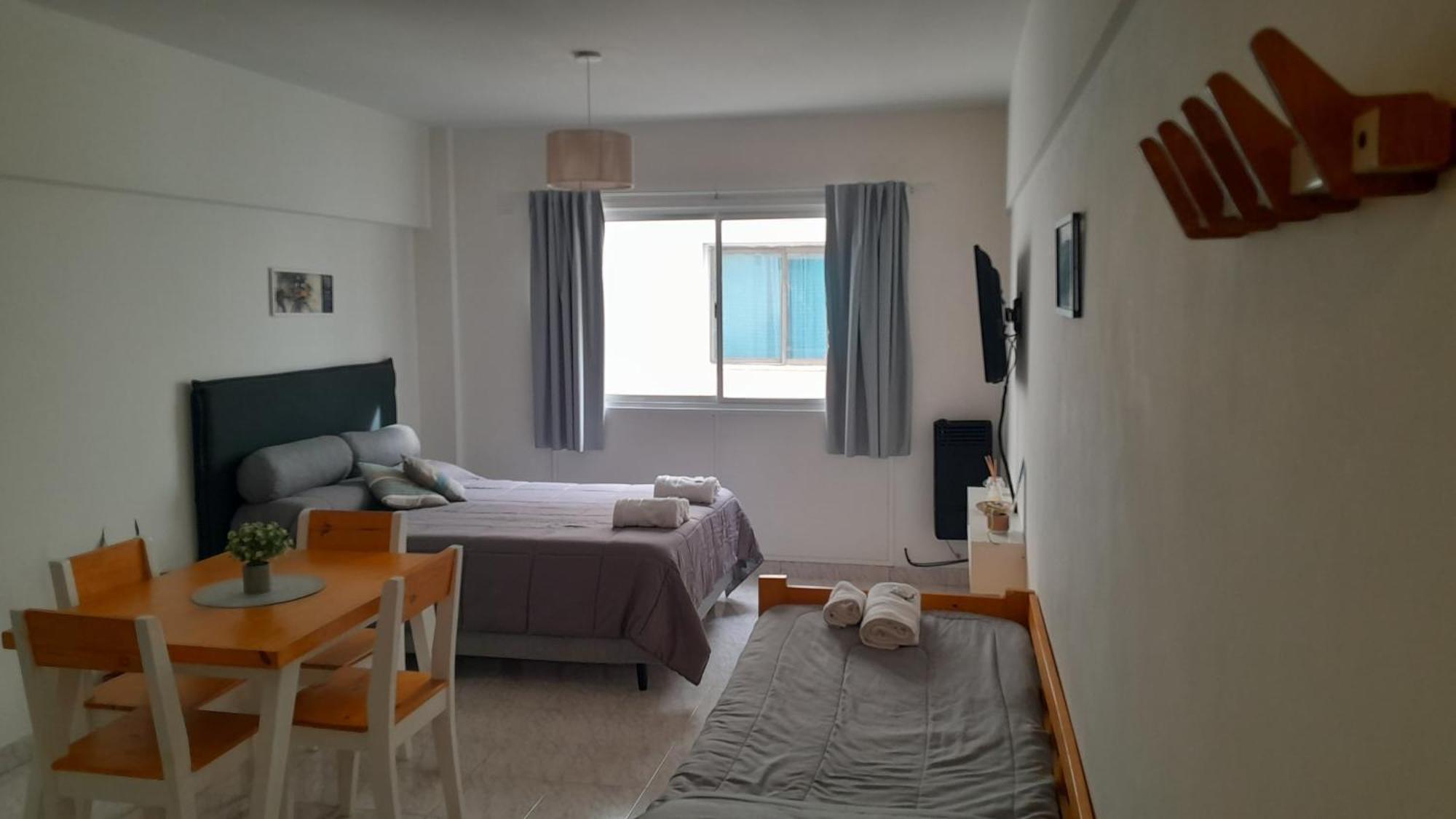 Departamento En Pleno Centro Con Cochera Apartment